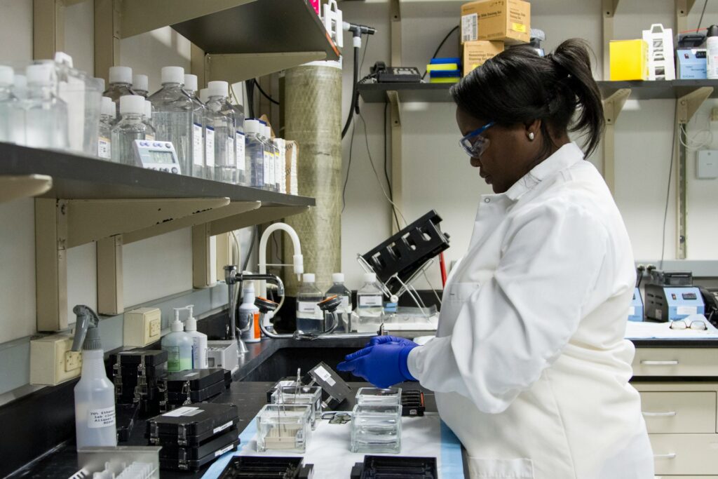What Does an Epidemiologist Do? What Does an Epidemiologist Do?